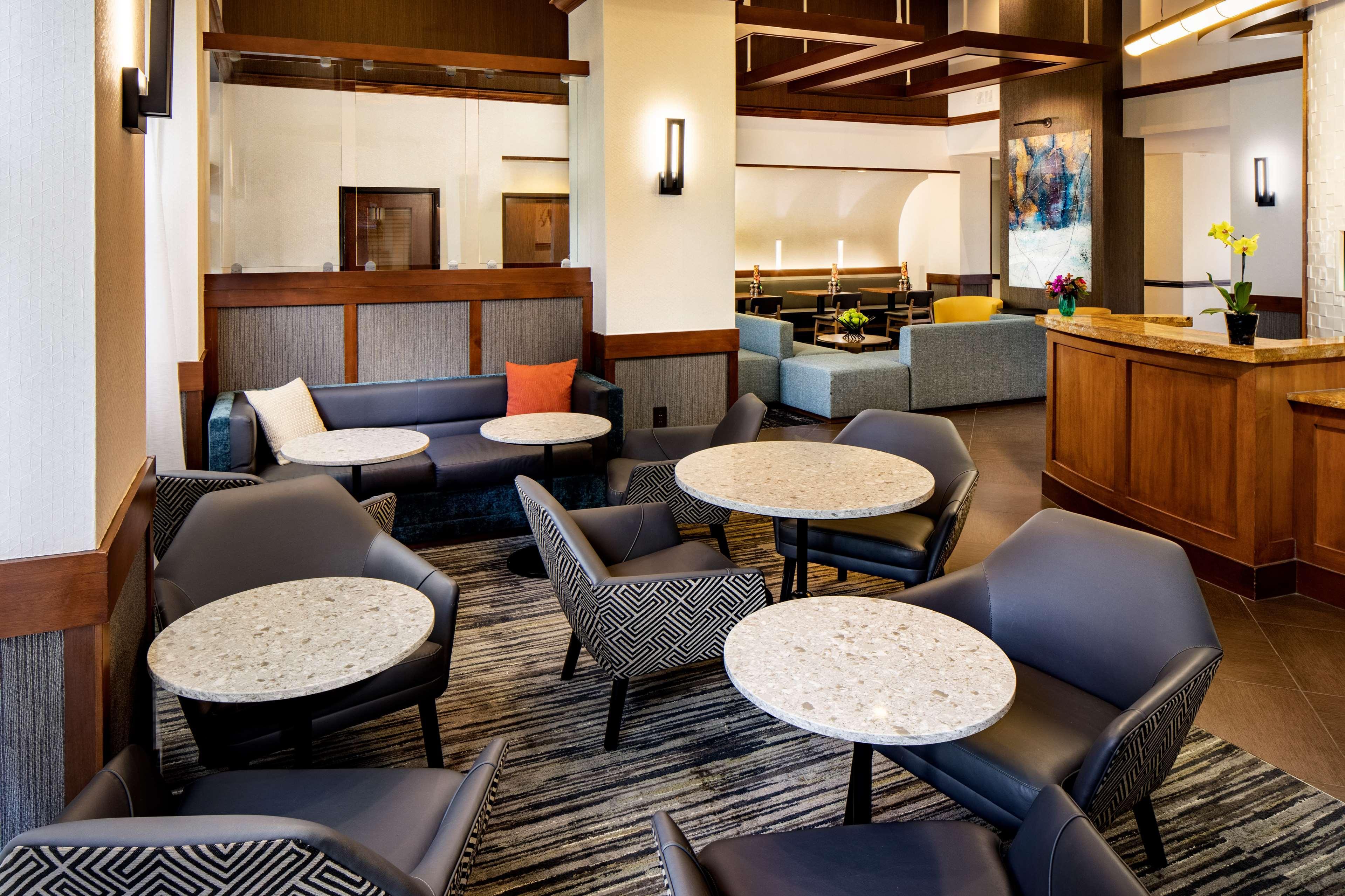 Hyatt Place Charlotte Arrowood Exterior photo