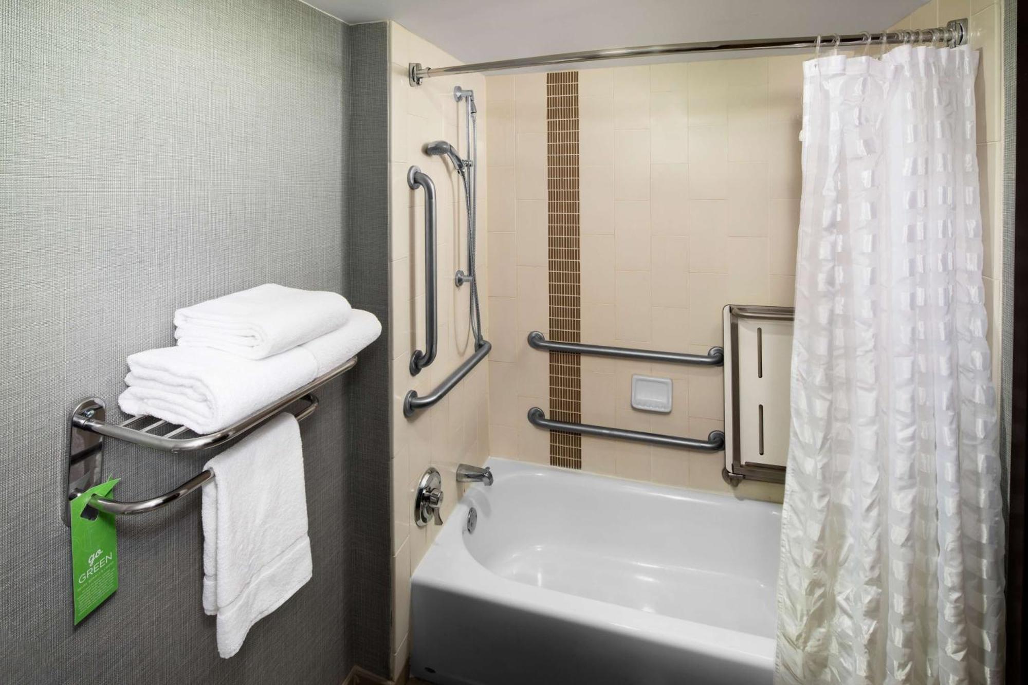 Hyatt Place Charlotte Arrowood Exterior photo